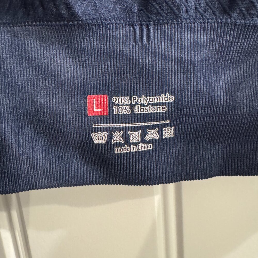 Cropped running jacket - Picture 4 of 5